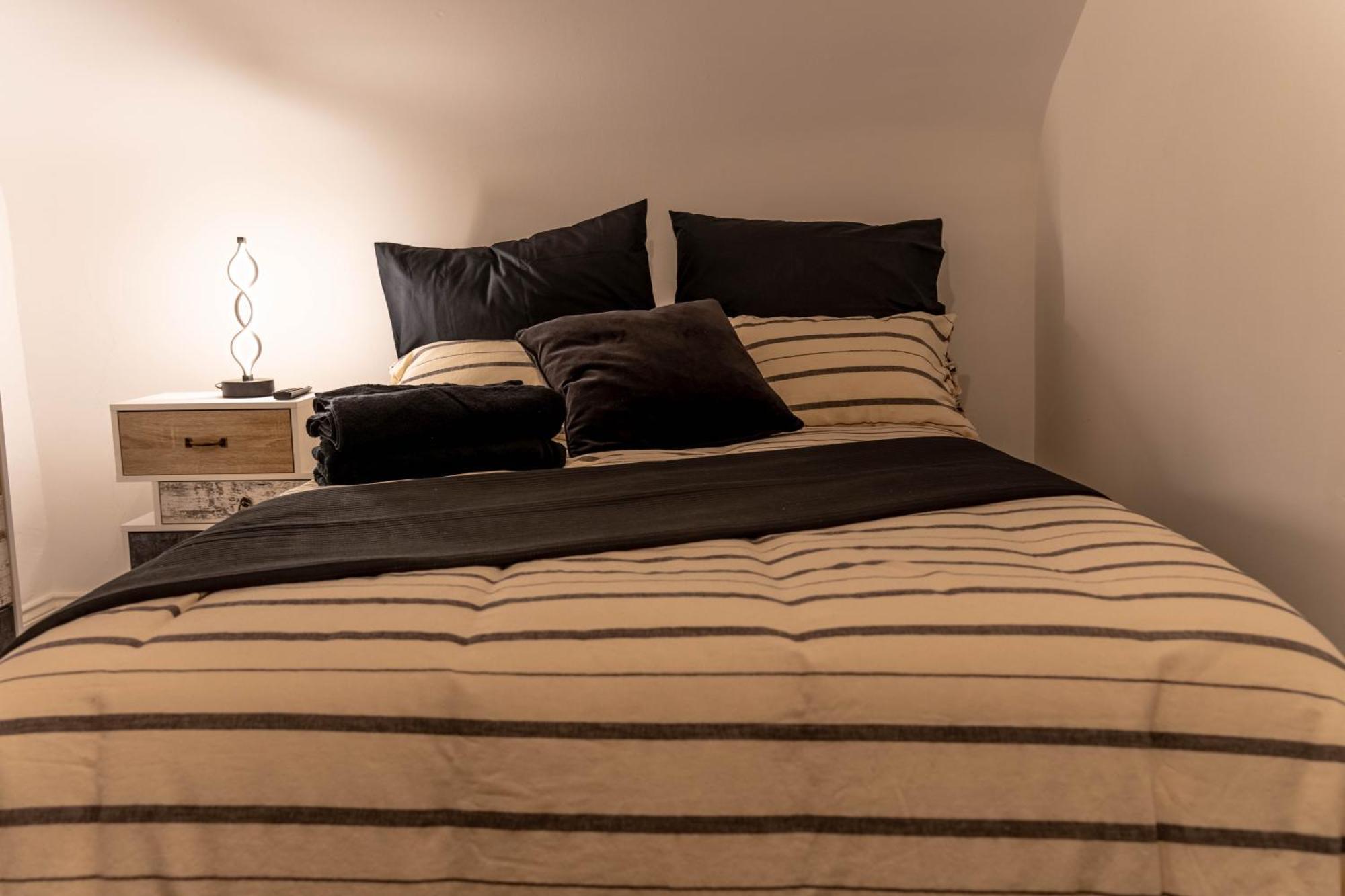 Lodging In Carrickfergus Centre Zewnętrze zdjęcie